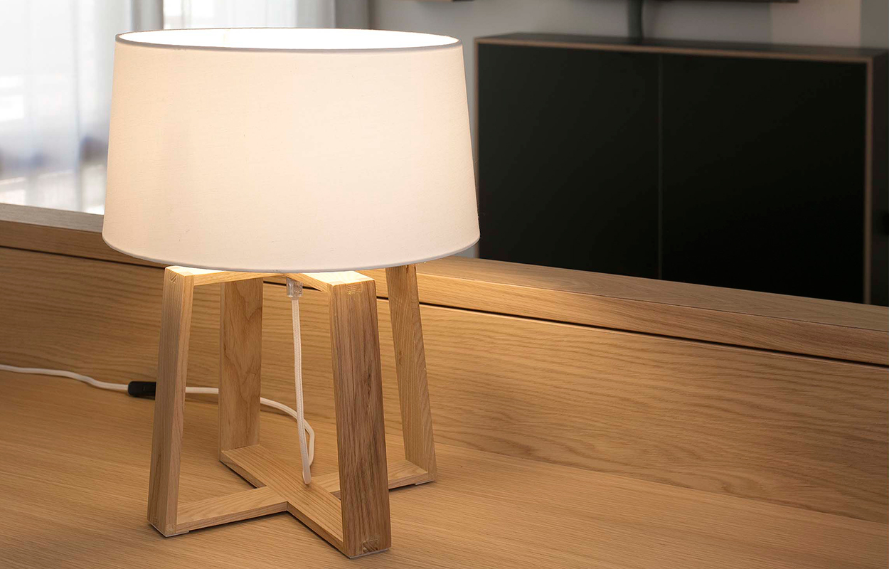 Управляйте светом с помощью мобильного телефона