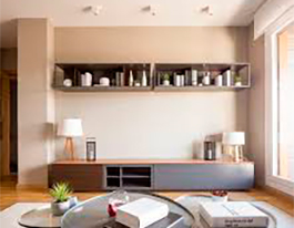 BLISS и BERNI в квартире молодого человека