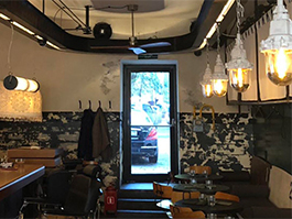 Потолочные вентиляторы Lantau в ресторане «Мастер и Маргарита»